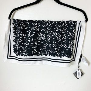 Banana Republic small square scarf black white